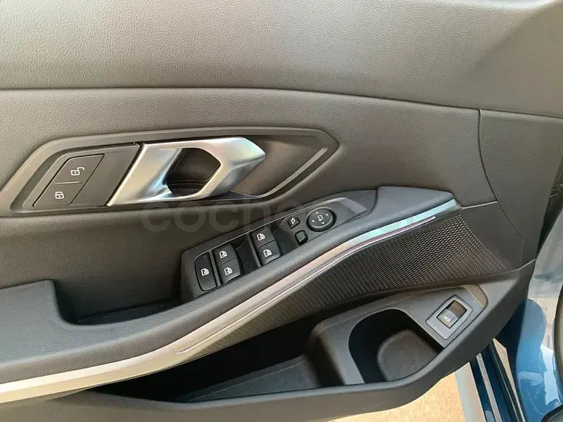 Usado BMW 318 Comfort Edition 150 CV (110 kW) 2025 Azul Familiar