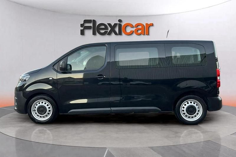 Usado Toyota Proace Verso 120 CV (88 kW) 2023 Negro Familiar