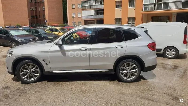 Usado BMW X3 184 CV (135 kW) 2019 Gris / plata SUV