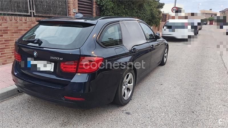 Usado BMW 320 Efficient Dynamics 163 CV (119 kW) 2014 Azul Familiar