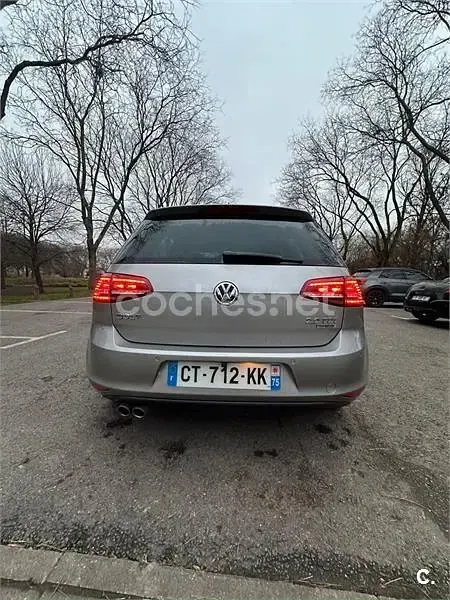 Usado VW Golf VII Sport 140 CV (102 kW) 2013 Gris / plata Berlina
