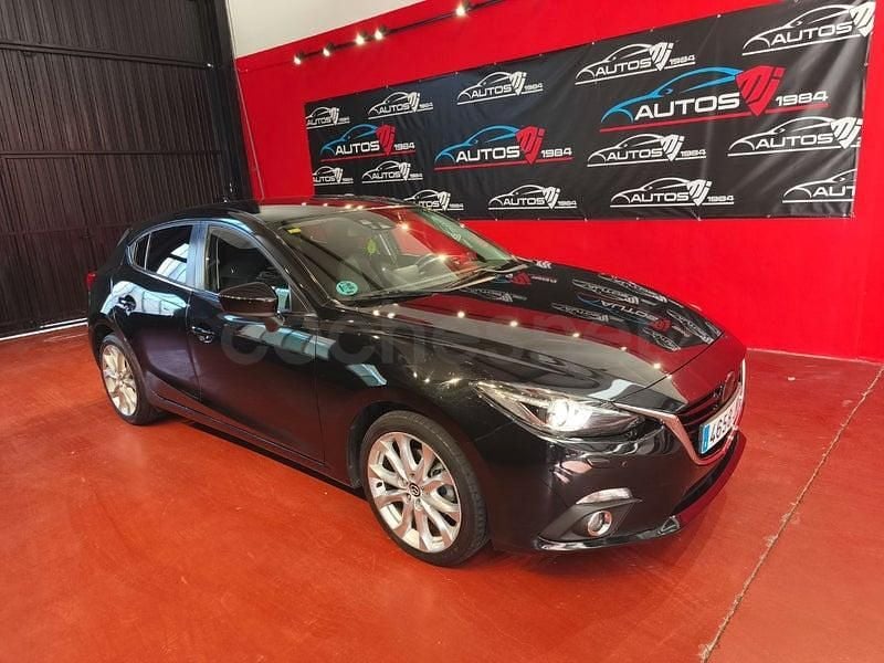 Usado Mazda 3 Luxury 150 CV (110 kW) 2016 Negro Berlina