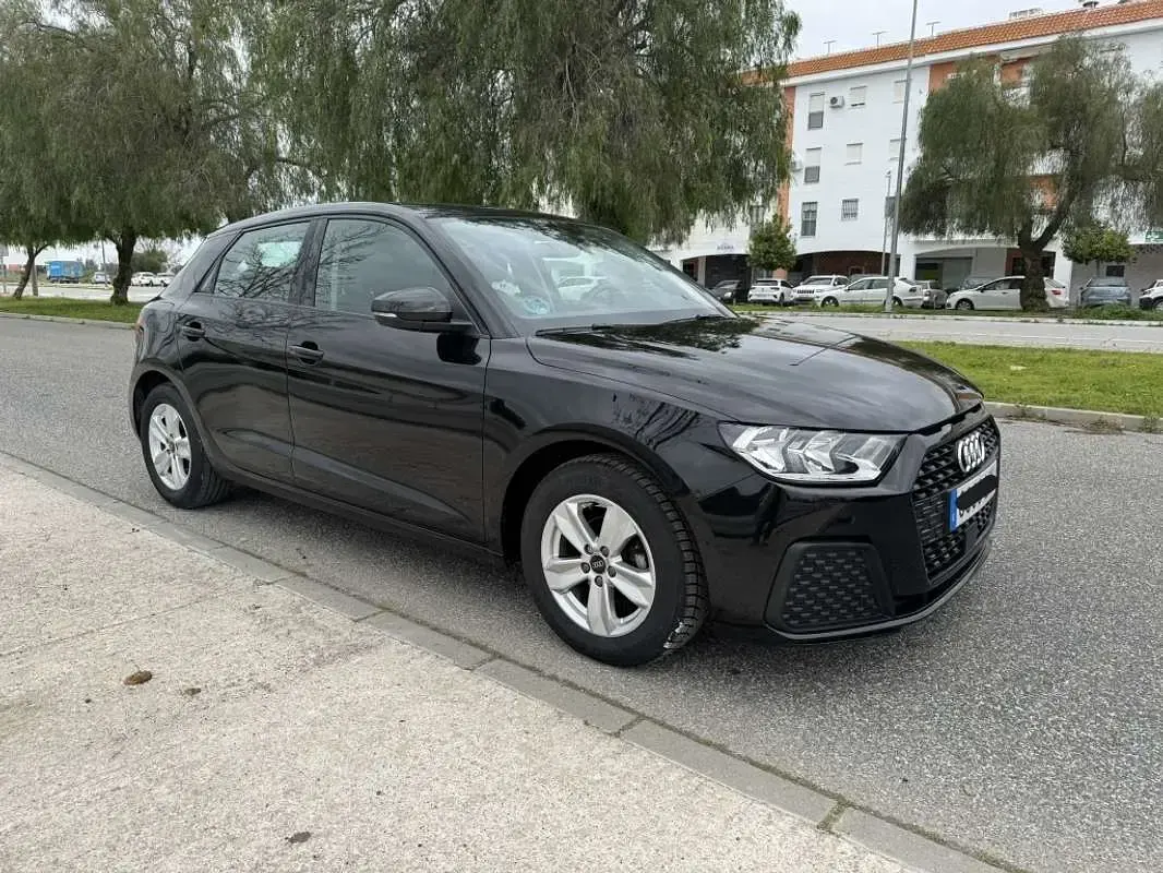 Usado Audi A1 95 CV (69 kW) 2020 Negro SUV