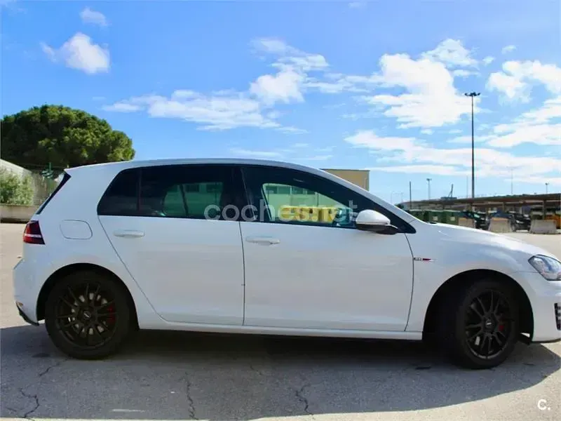 Usado VW Golf VII GTI 220 CV (161 kW) 2014 Blanco Berlina