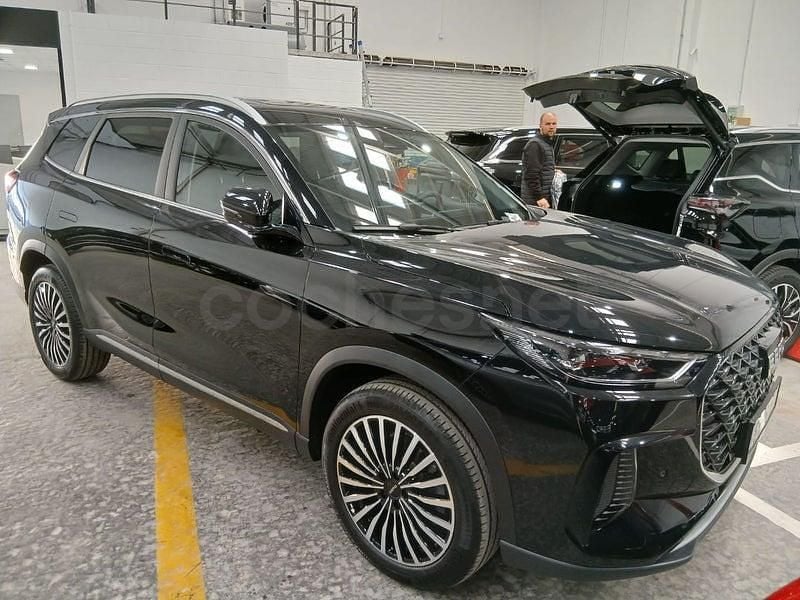 Usado Ebro s800 Luxury 147 CV (108 kW) 2025 Negro SUV