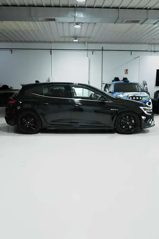 Usado Renault Mégane IV R.S. 300 CV (220 kW) 2022 Negro Utilitario