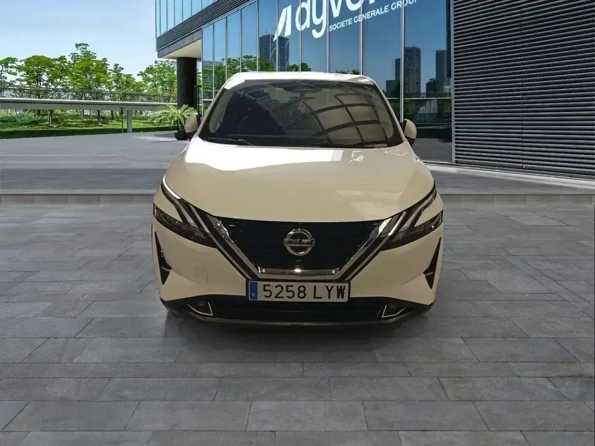 Usado Nissan Qashqai Acenta 140 CV (102 kW) 2022 Blanco SUV