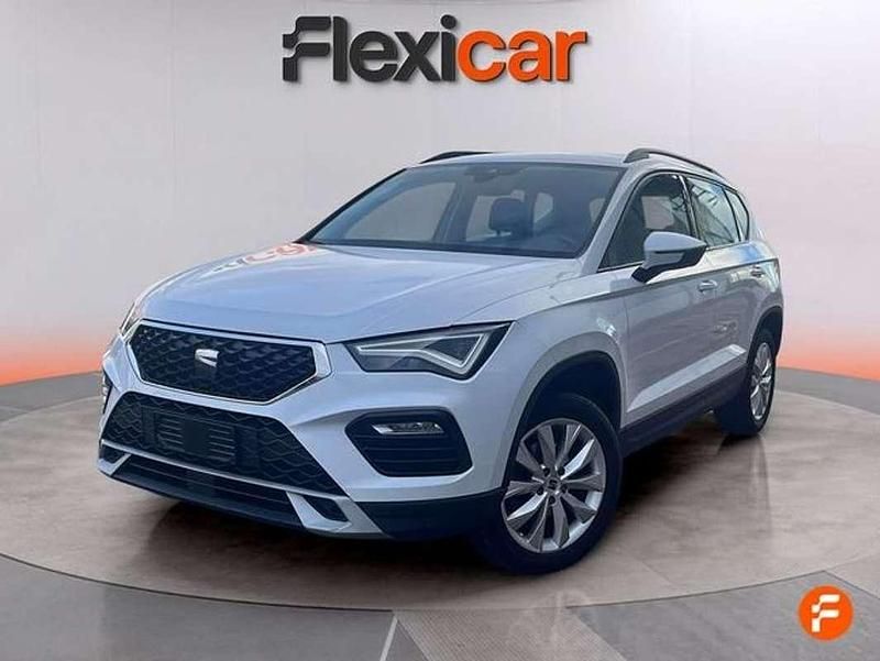 Usado Seat Ateca Style 150 CV (110 kW) 2023 Blanco SUV