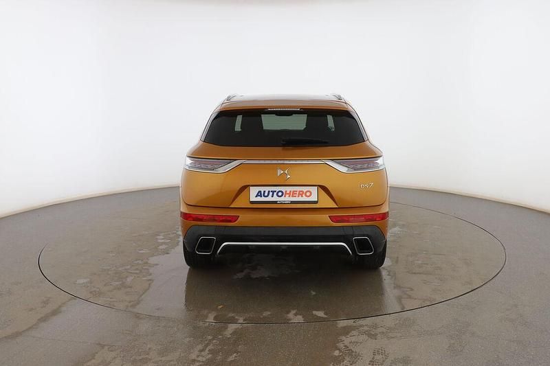 Usado DS Automobiles DS7 Crossback Grand Chic 180 CV (132 kW) 2018 Naranja SUV