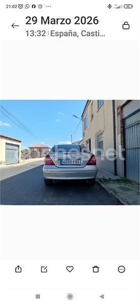 Usado Mercedes C220 Classic 143 HP (105 kW) 2002 Cinzento Sedan
