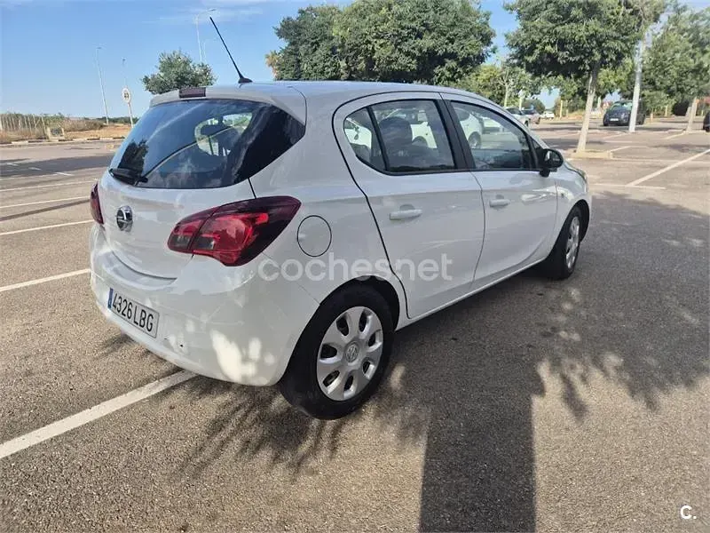 Usado Opel Corsa Selective 100 CV (73 kW) 2019 Blanco Utilitario