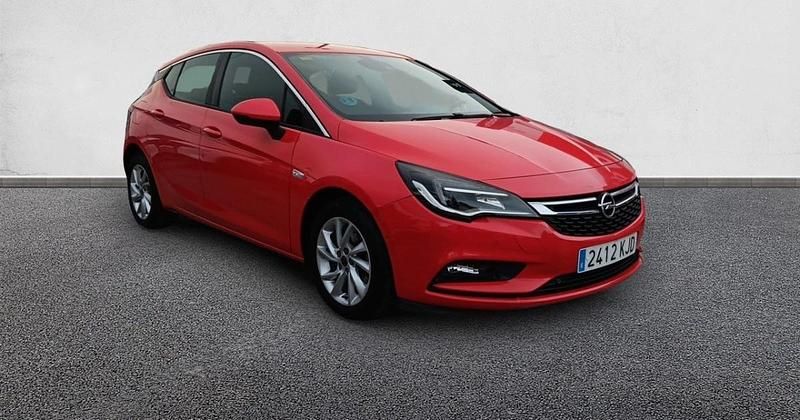 Usado Opel Astra Business 110 CV (80 kW) 2018