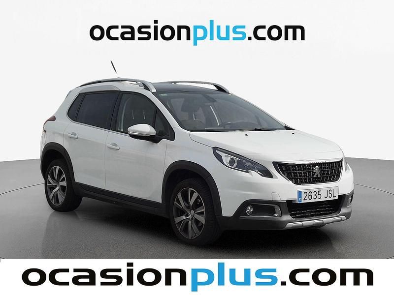 Usado Peugeot 2008 Allure 100 CV (73 kW) 2016 Blanco SUV