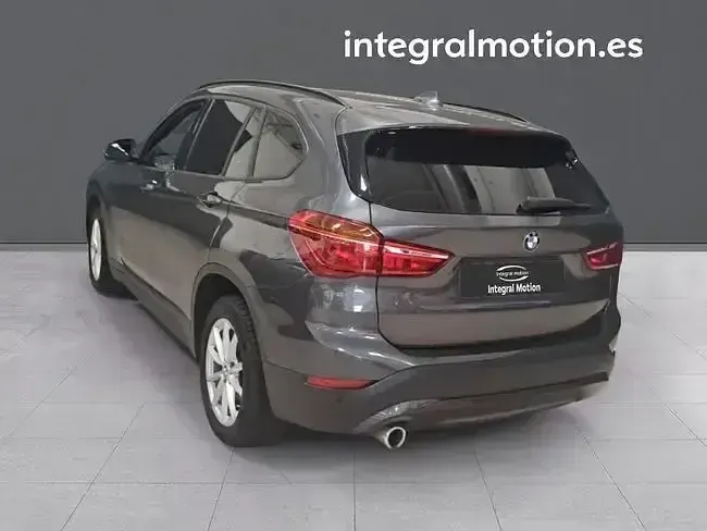 Usado BMW X1 116 CV (85 kW) 2021 Gris SUV