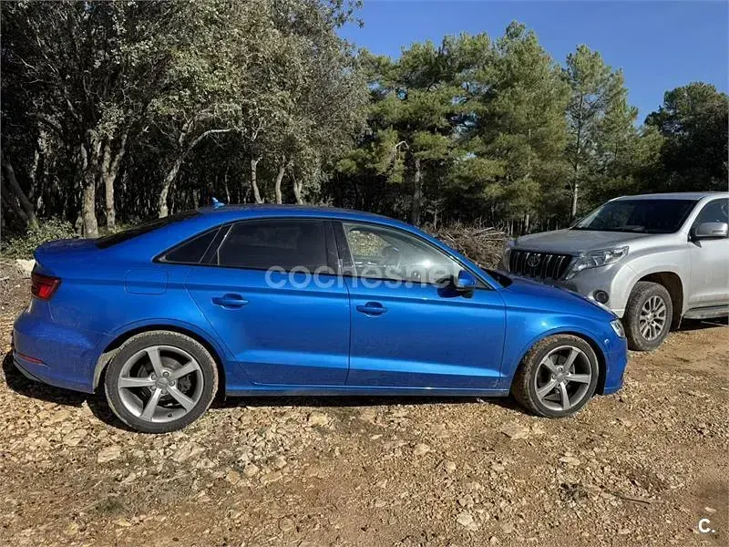 Usado Audi A3 Sport 150 CV (110 kW) 2018 Azul Berlina