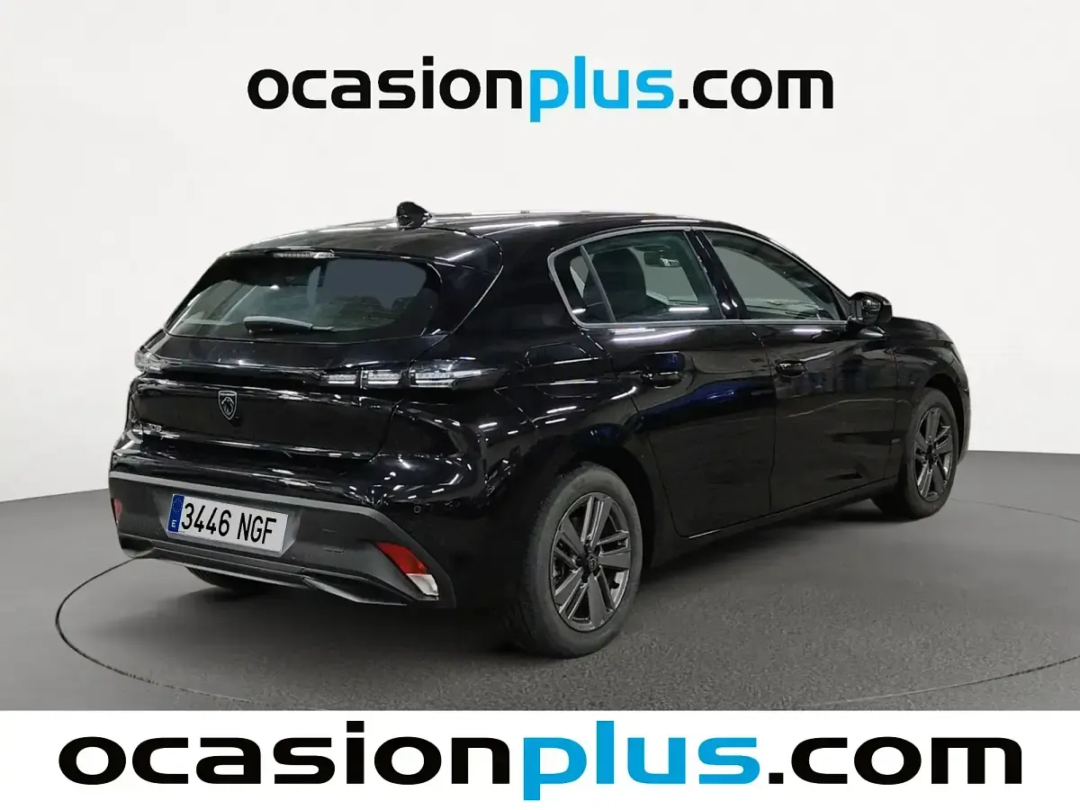 Usado Peugeot 308 Active 130 CV (95 kW) 2024 Negro Berlina