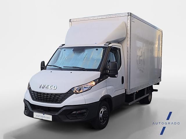 Blanco Usado 2021 Iveco Daily Monovolumen | 39.990 € - Imagen 1/4