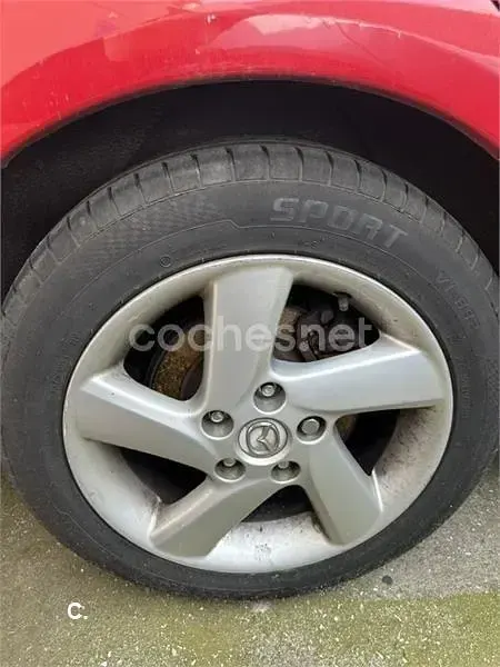 Usado Mazda 6 Active 136 CV (100 kW) 2005 Rojo Berlina