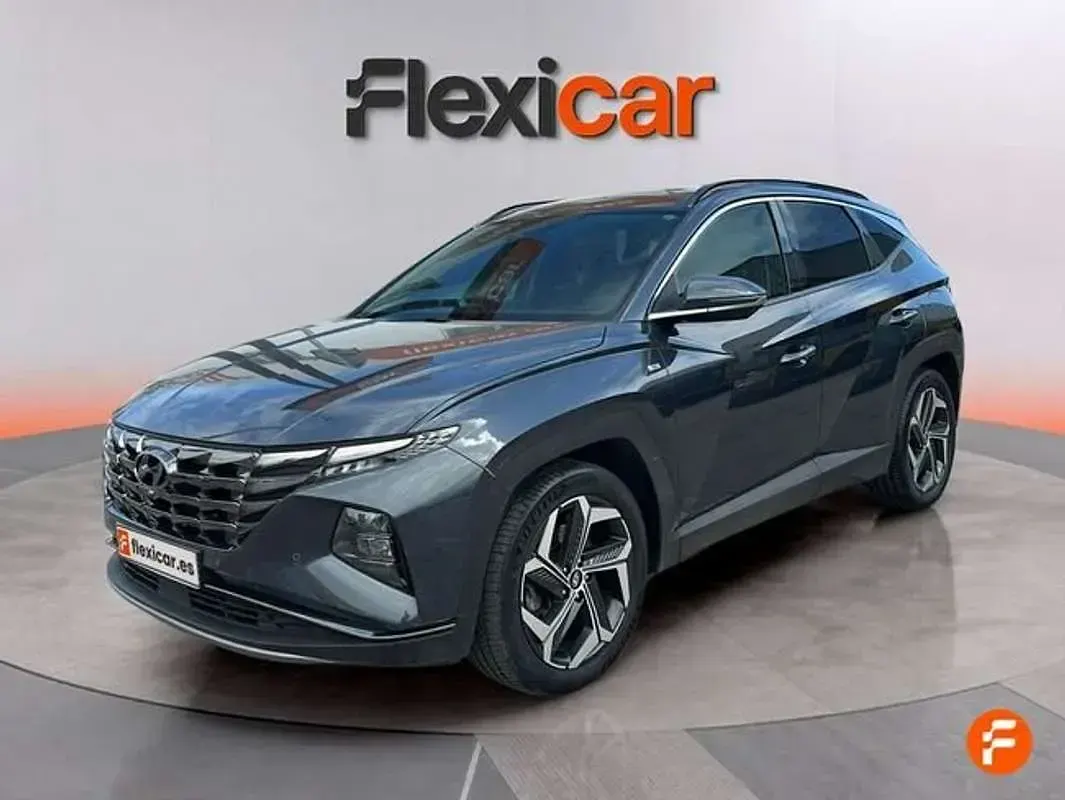 Usado Hyundai Tucson Style 180 CV (132 kW) 2020 Gris SUV