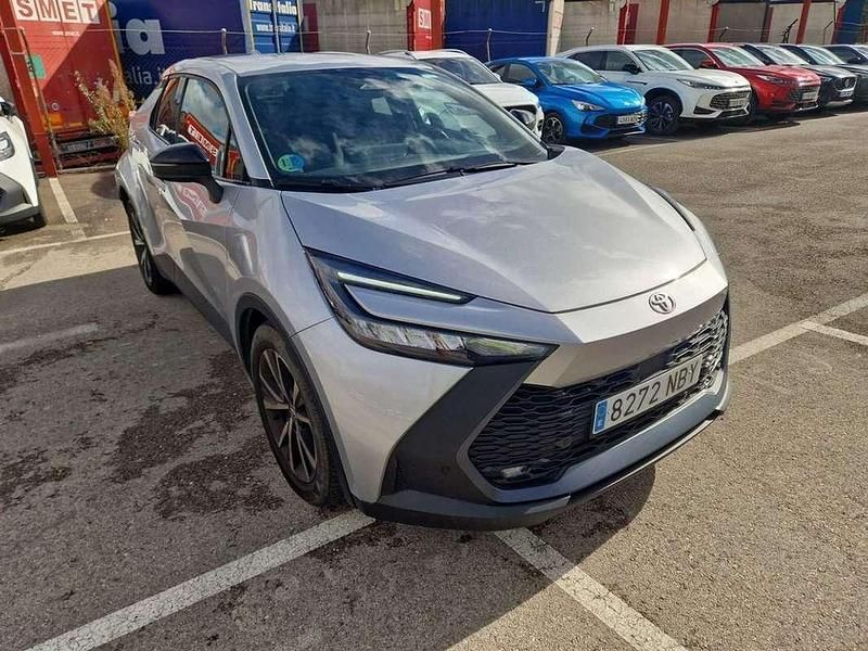 Usado Toyota C-HR Advance 141 CV (103 kW) 2025 Gris SUV