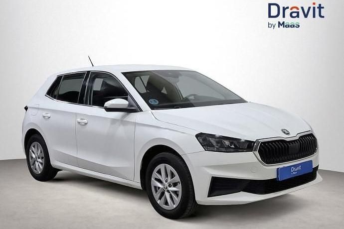 Usado Skoda Fabia Ambition 95 CV (69 kW) 2023 Utilitario
