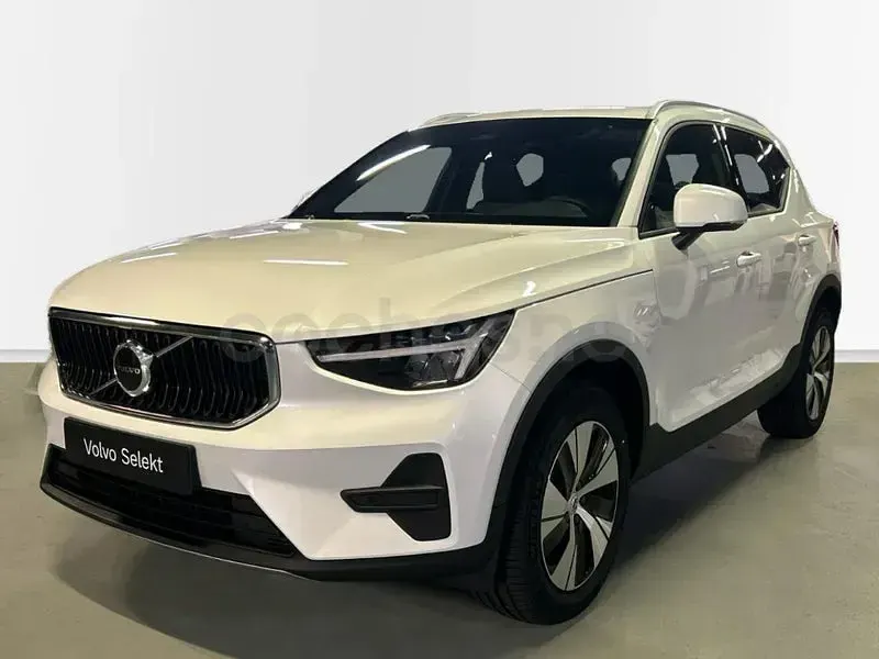 Nuevo Volvo XC40 Core 163 CV (119 kW) 2025 Blanco SUV