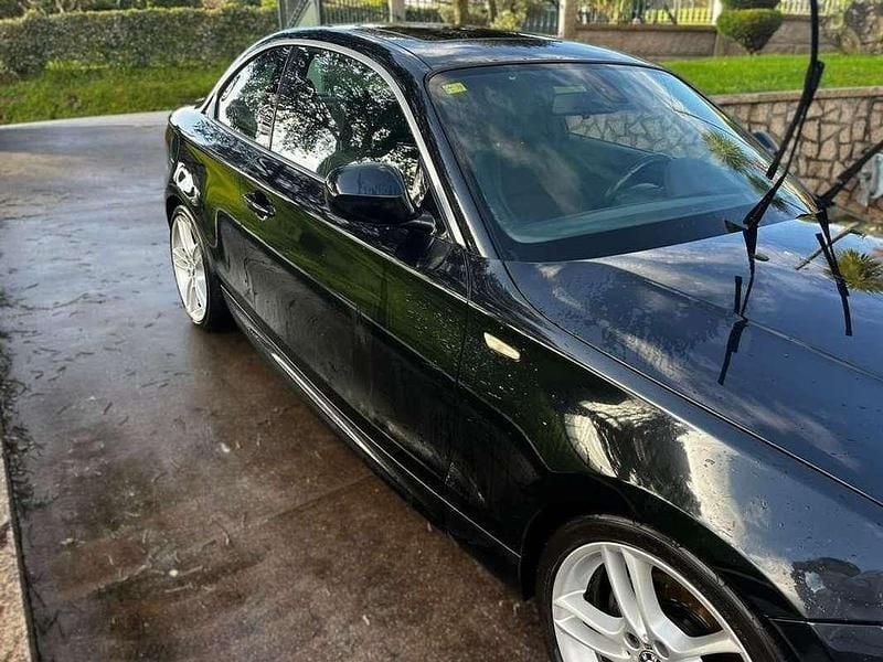 Occasion BMW 118 143 PK (105 kW) 2011 Zwart Hatchback