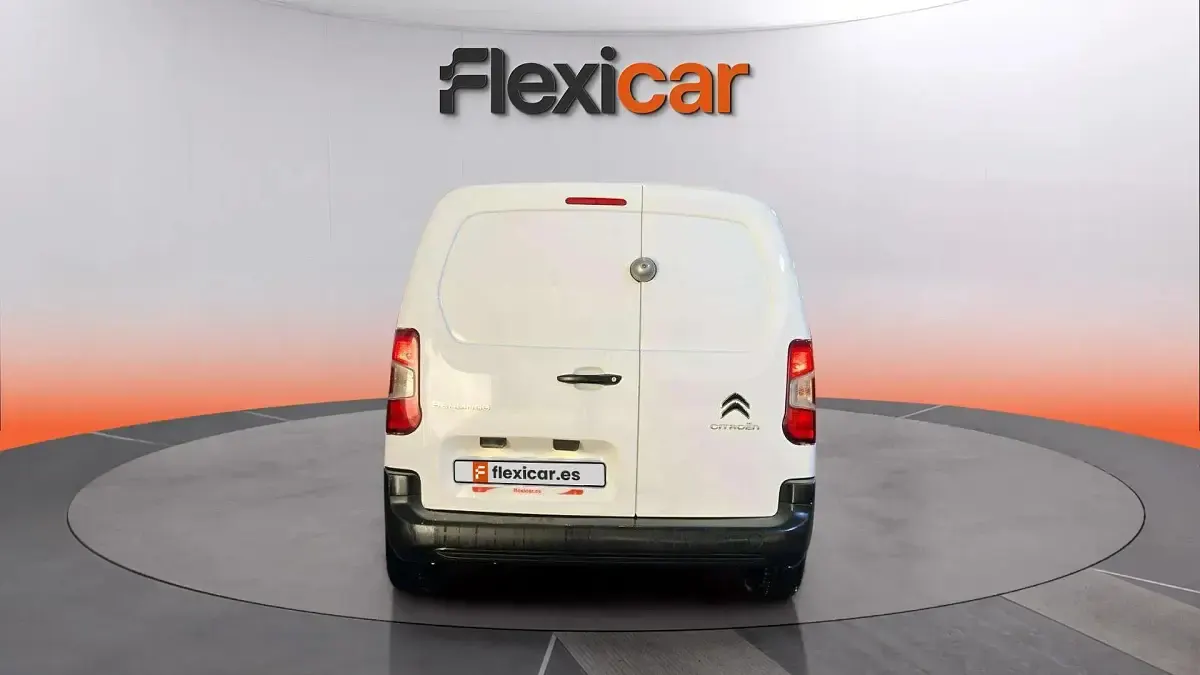 Usado Citroën Berlingo 76 CV (55 kW) 2019 Blanco Monovolumen