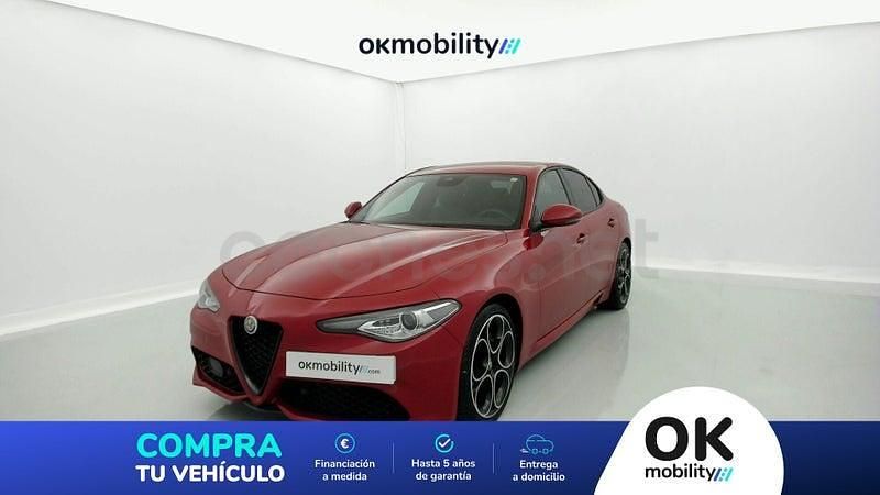 Usado Alfa Romeo Giulia Sprint 190 CV (139 kW) 2022 Rojo Berlina