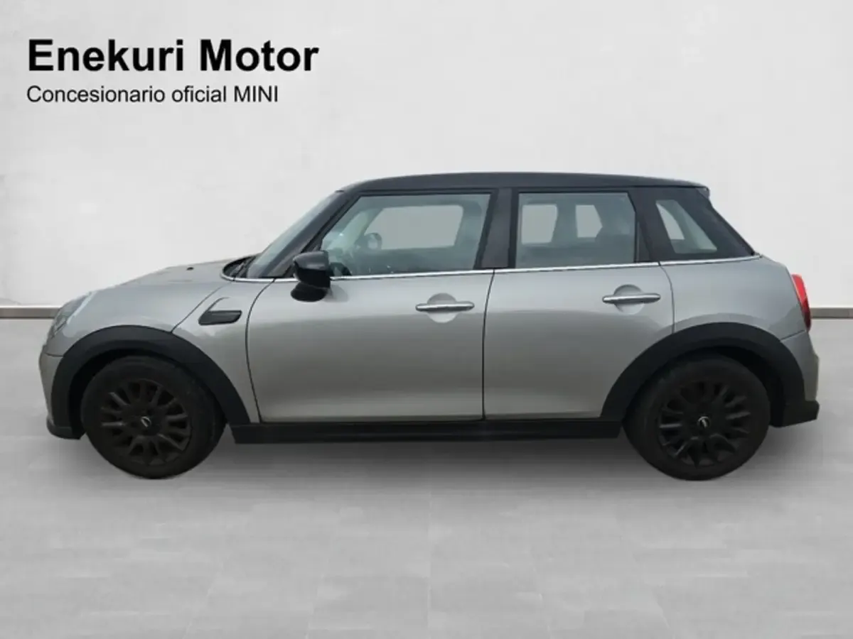 Usado Mini Cooper 136 CV (100 kW) 2023 Plateado Utilitario