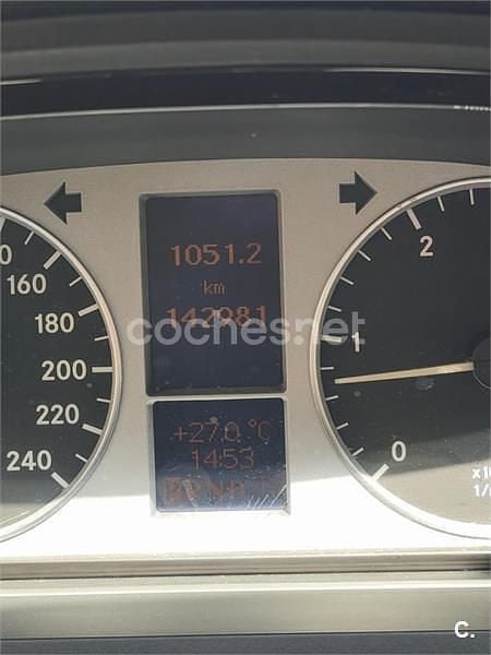 Usado Mercedes B180 109 CV (80 kW) 2009 Negro Monovolumen