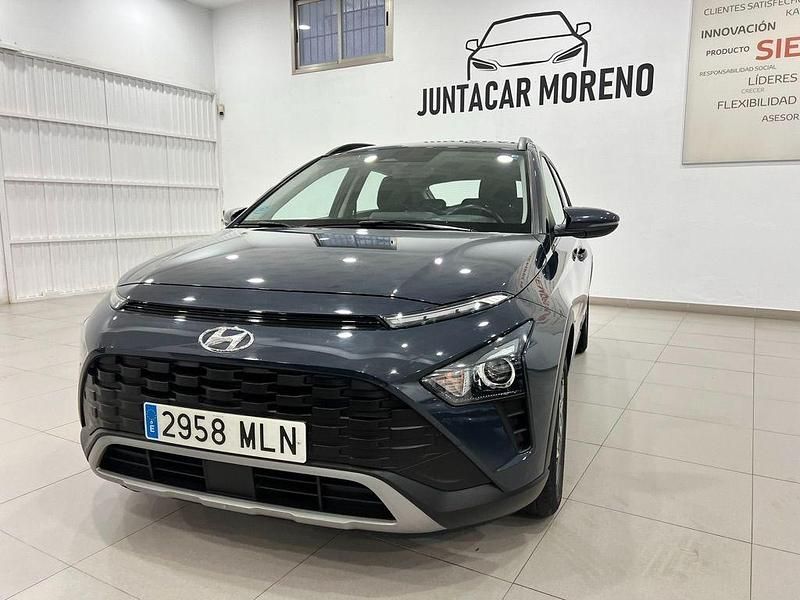 Usado Hyundai Bayon 84 CV (61 kW) 2023 Gris SUV