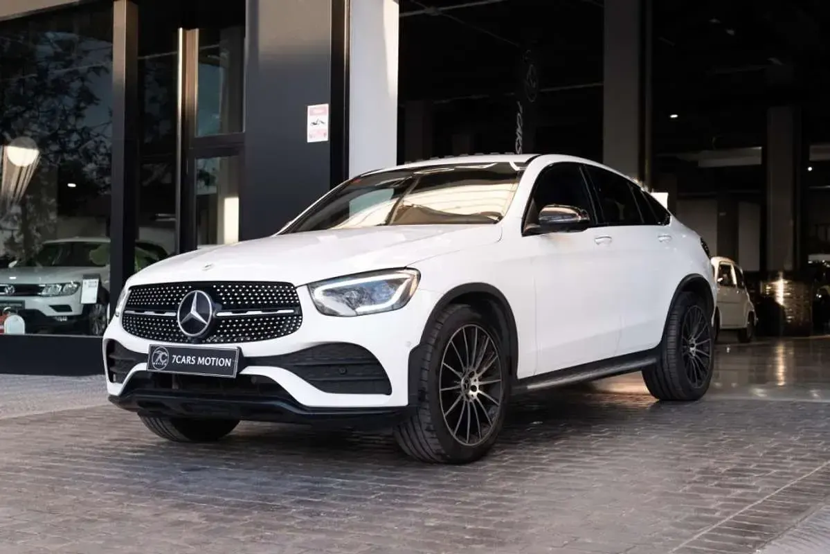 Usado Mercedes GLC300 245 CV (180 kW) 2020 Blanco SUV
