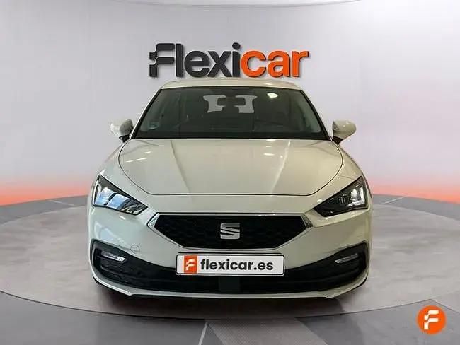Usado Seat Leon Reference 115 HP (84 kW) 2022 Branco