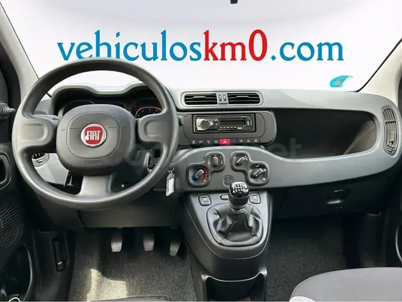Usado Fiat Panda 70 CV (51 kW) 2022 Gris / plata Utilitario