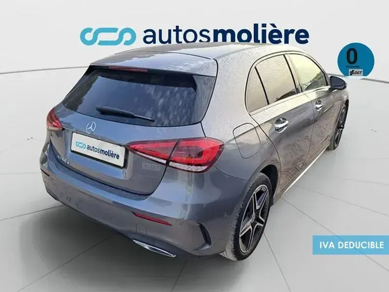 Usado Mercedes A250 218 CV (160 kW) 2021 Gris / plata Berlina