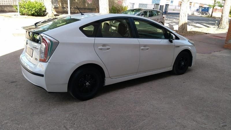 Usado Toyota Prius+ Advance 136 CV (100 kW) 2012 Blanco Monovolumen