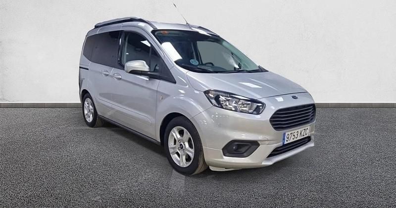 Usado Ford Tourneo Courier Ambiente 100 CV (73 kW) 2019 Monovolumen
