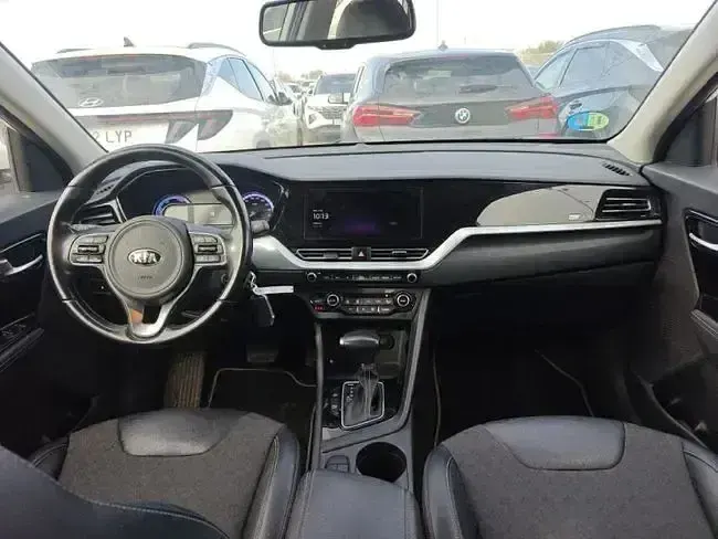 Usado Kia Niro 141 CV (103 kW) 2020 Blanco SUV
