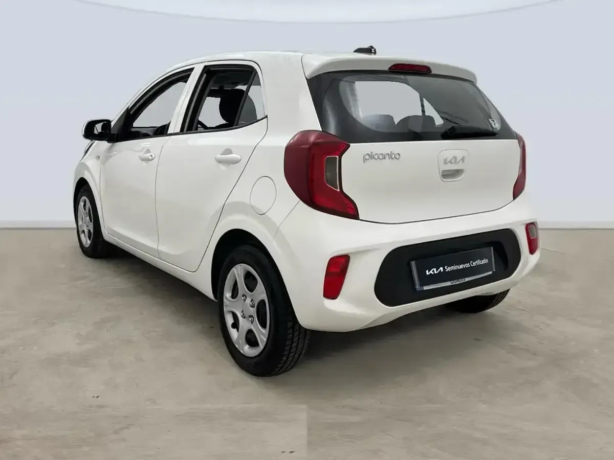 Usado Kia Picanto 67 CV (49 kW) 2023 Blanco Utilitario