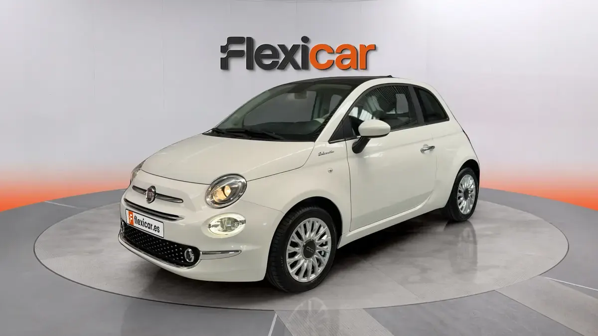 Usado Fiat 500 Dolcevita 71 CV (52 kW) 2023 Blanco Berlina