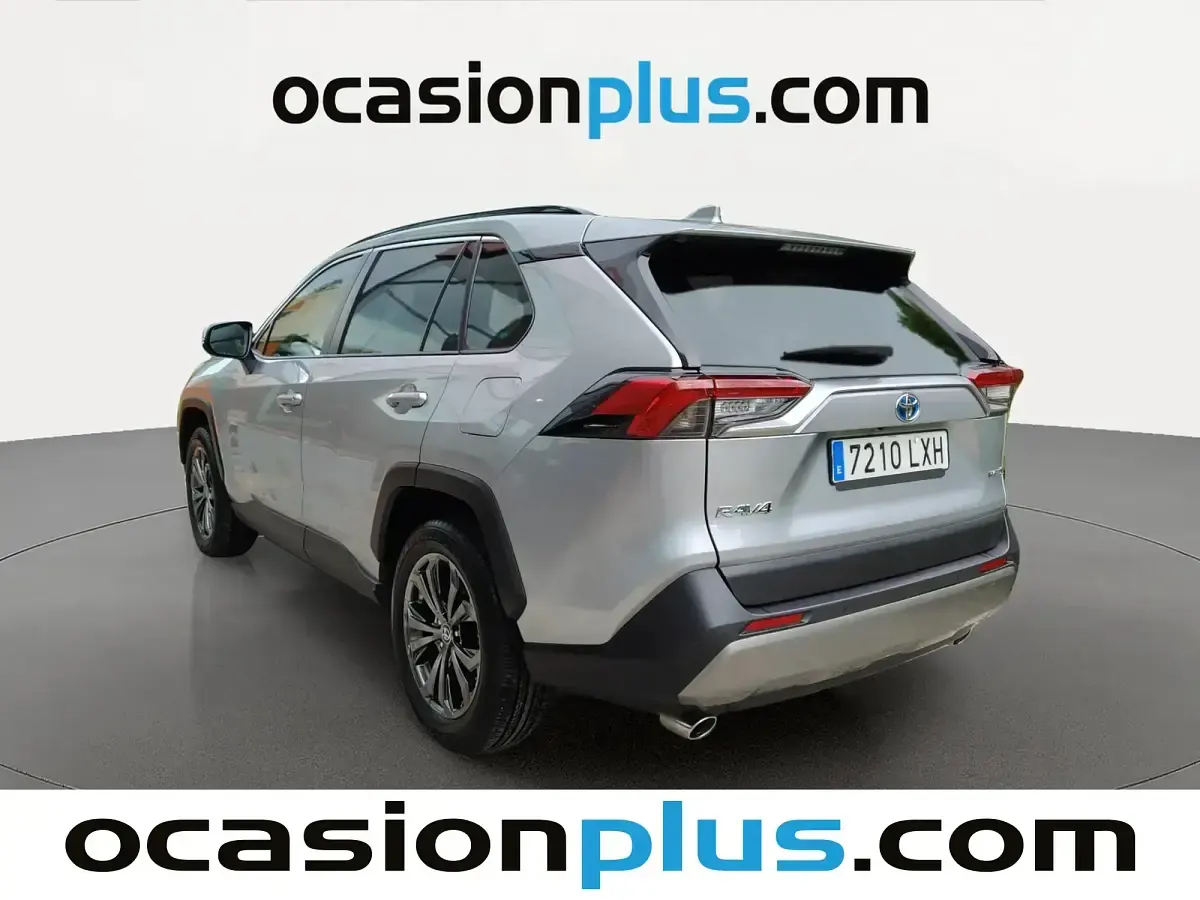 Käytetty Toyota RAV4 Advance 218 HP (160 kW) 2022 Harmaa Katumaasturi