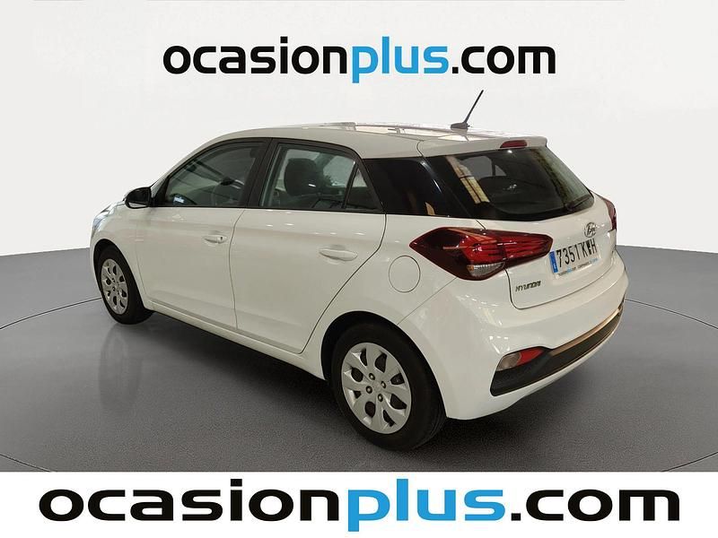 Usado Hyundai i20 100 CV (73 kW) 2019 Blanco Utilitario