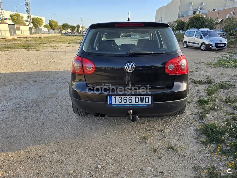 Usado VW Golf IV Highline 140 CV (102 kW) 2005 Negro Berlina