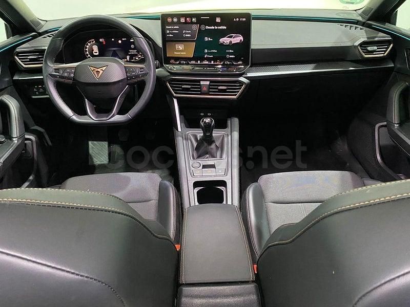 Usado Cupra Leon 150 CV (110 kW) 2024 Gris / plata Familiar