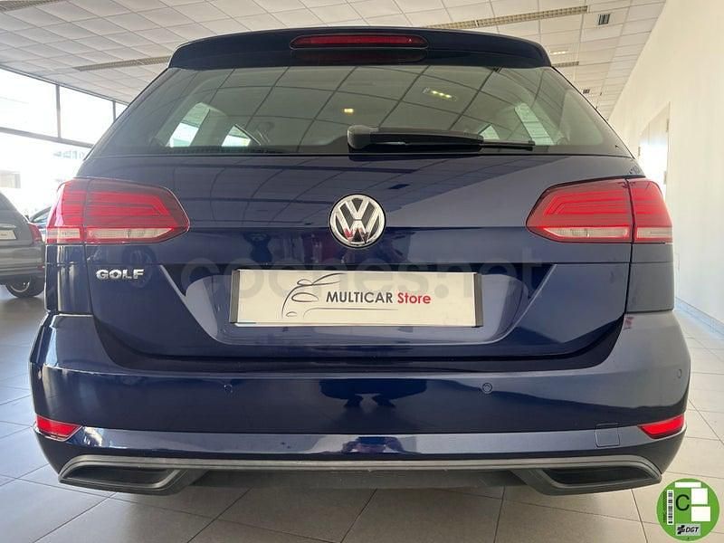 Usado VW Golf VII Advance 115 CV (84 kW) 2019 Azul Familiar