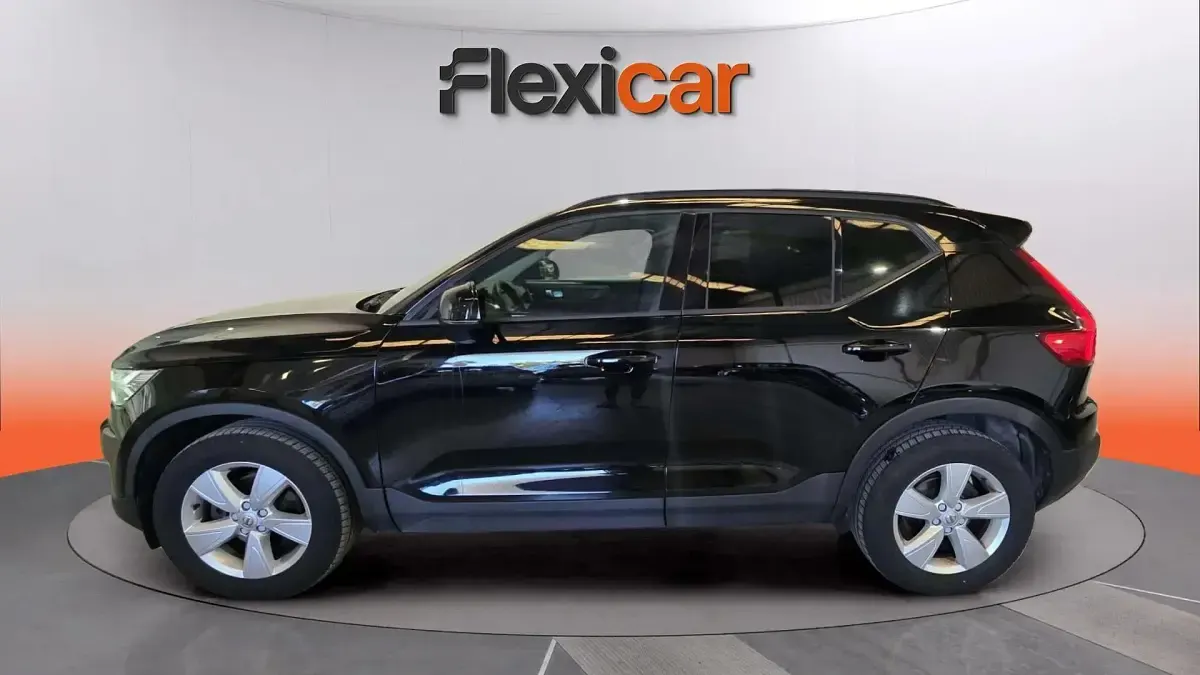 Usado Volvo XC40 150 CV (110 kW) 2018 Negro SUV