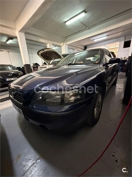 Usado Volvo S60 130 CV (95 kW) 2003 Azul Berlina