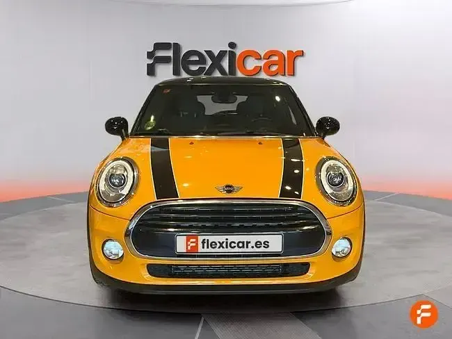 Usado Mini Cooper 136 CV (100 kW) 2015 Amarillo Utilitario
