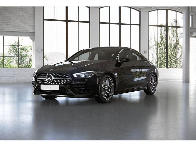 Usado Mercedes CLA180 AMG line 136 CV (100 kW) 2022 Nachtschwarz  unilack Berlina